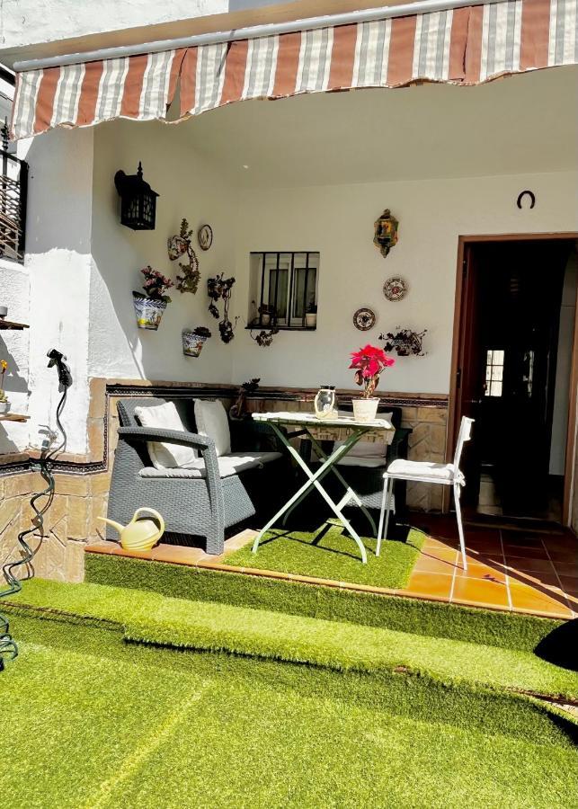 Like At Home Near Seville Montequinto Екстериор снимка
